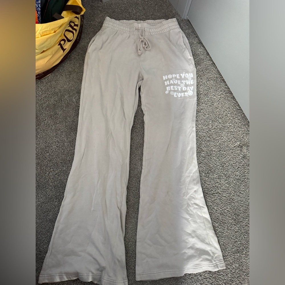 PINK/Victorias Secret Gray Lounge Pants with Graphic Print